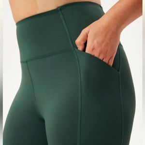 Girlfriend Collective Moss Compressive Pocket Legging